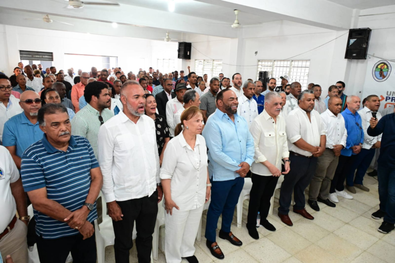 El PRD convocó a una asamblea masiva de dirigentes en el Distrito Nacional para conmemorar los 65 años de su llegada al país