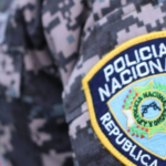 Policía mata a quemarropa a un hombre en Guajimía; agente es entregado al Ministerio Público