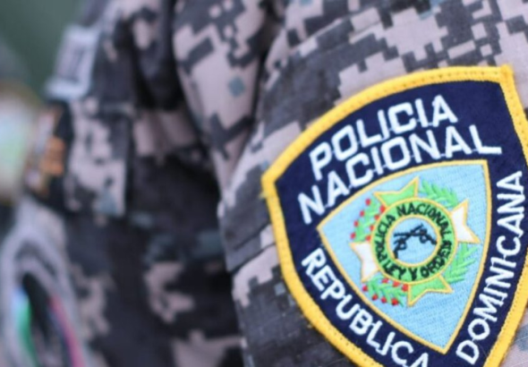 Policía mata a quemarropa a un hombre en Guajimía; agente es entregado al Ministerio Público