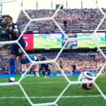 Francia vence 1-0 a Paraguay con gol de Mbappé y pasa a cuartos del Mundial 2026