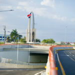 Regulaciones en la vía: Conoce cuáles vehículos tienen prohibido circular por el nuevo paso a desnivel de la Plaza de la Bandera.