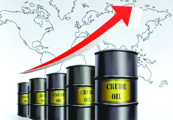 Mercados en alerta: Petróleo se dispara por ataques y explosiones de buques en el estrecho de Ormuz