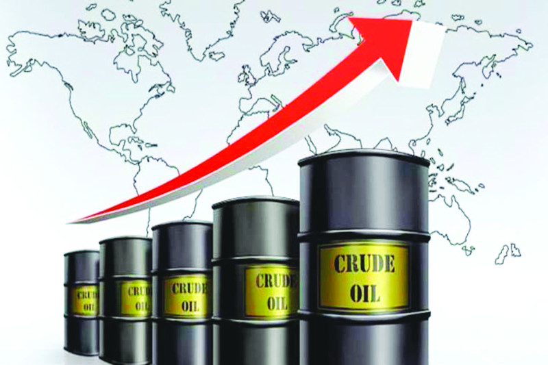 Mercados en alerta: Petróleo se dispara por ataques y explosiones de buques en el estrecho de Ormuz