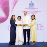 Abinader galardona a 35 "SUPEREmprendedoras" y anuncia capital semilla para 1,500 mujeres