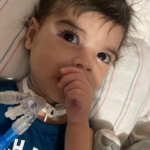 El infante dominicano Dayron Almonte Socías, paciente prioritario diagnosticado con Atrofia Muscular Espinal (AME).