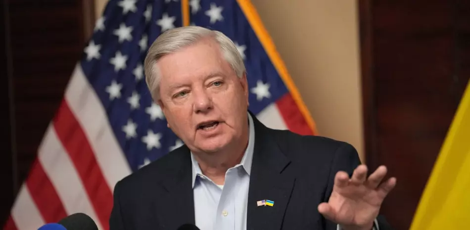 Retrato del veterano senador republicano Lindsey Graham durante una intervención oficial en el Capitolio.