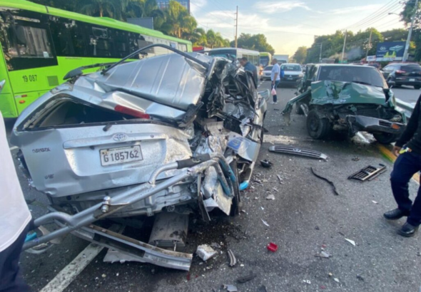 Alerta en SFM: Aluvión de accidentados de tránsito satura áreas clave del Hospital Ángel María Gatón