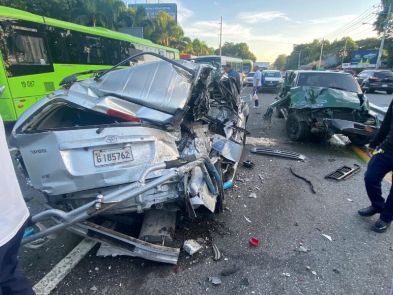Alerta en SFM: Aluvión de accidentados de tránsito satura áreas clave del Hospital Ángel María Gatón
