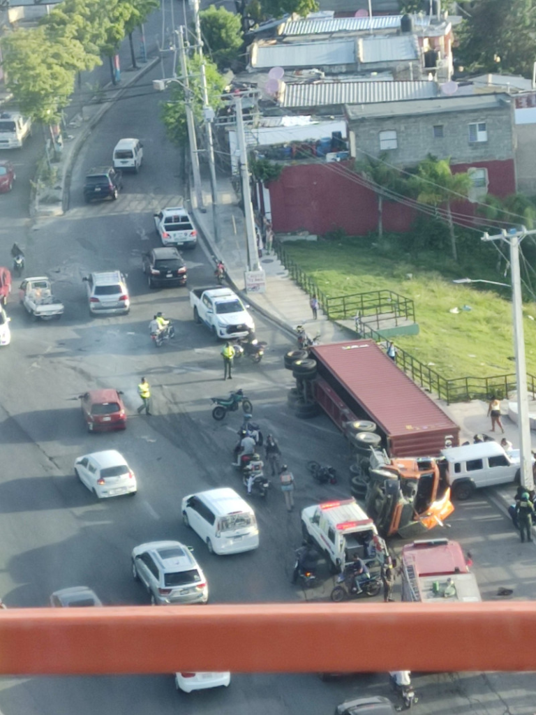 Epidemia sobre ruedas: Accidentes de tránsito causan más de 1,100 muertes este año en RD.