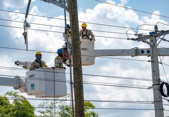ETED fortalece la infraestructura de transmisión eléctrica con reemplazo de estructuras en la línea 69 kV Pimentel–Hatillo, este lunes