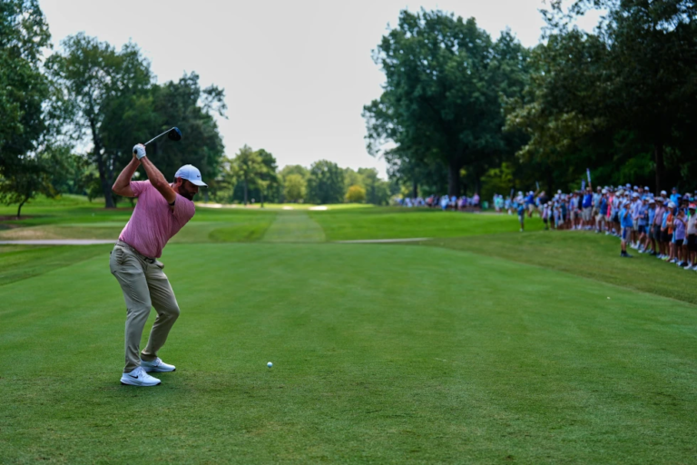 Scottie Scheffler brilla con 61 golpes y toma el liderato del FedEx St. Jude