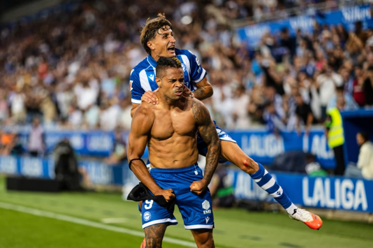 Alavés golea 3-0 al Getafe en el inicio de LaLiga