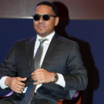Alofoke se lanza a la calle: Santiago Matías inicia hoy recolecta de firmas para oficializar su partido "Dominicanos Primero" ante la JCE