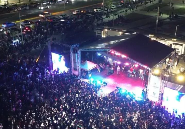 Malecón Deportivo vibra con multitudinario concierto Reconocidos Verano