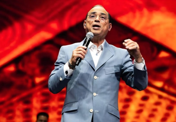 Gilberto Santa Rosa celebra sus 64 años rodeado de cariño y felicitaciones