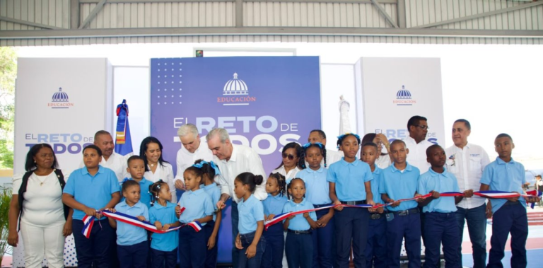 Inicia el año escolar 2026-2027 en RD con llamado a regresar a las aulas