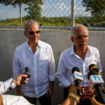 🚨 El contraste de la frontera: Abinader exhibe el muro ante el presidente de Honduras entre elogios diplomáticos y récords de migración indocumentada