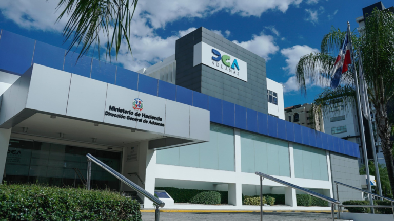 ¿Frenazo fiscal? El crecimiento de Aduanas se estanca en un pírrico 0.06% en 2026