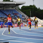 ¡Hijo de la leyenda! El dominicano Yeral Núñez conquista el oro en los 400 metros vallas de Santo Domingo 2026