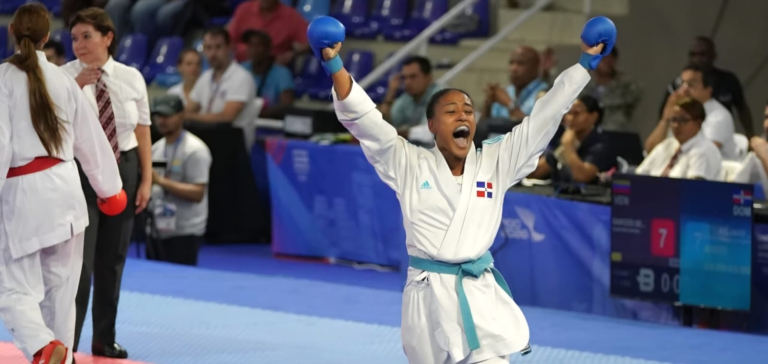 Penélope Polanco gana oro en karate en los Juegos Centroamericanos Santo Domingo 2026