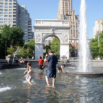 Hochul enfrenta a ambientalistas tras modificar la ley climática de Nueva York