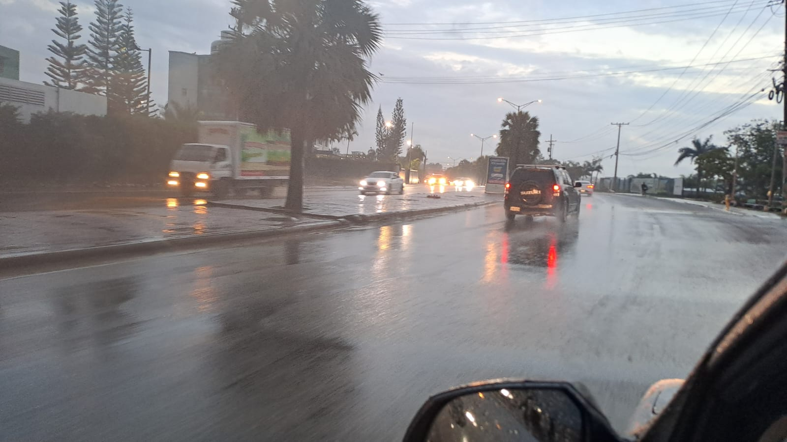 Tiempo en RD: Onda tropical, vaguada y polvo del Sahara traen lluvias