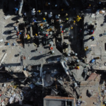 Colombia busca sobrevivientes tras terremoto de 7,4 que deja 181 muertos