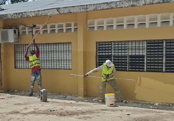 Plantel escolar de Pedro Brand no pudo abrir sus puertas en el primer día del año escolar 2026-2027.