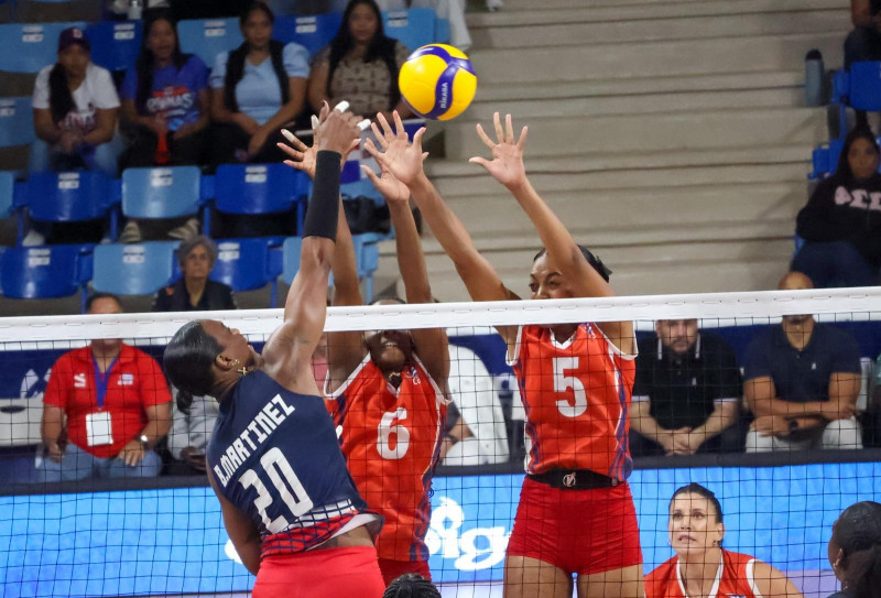 Jugadoras de la selección dominicana de voleibol, las Reinas del Caribe, durante el torneo Norceca 2026.