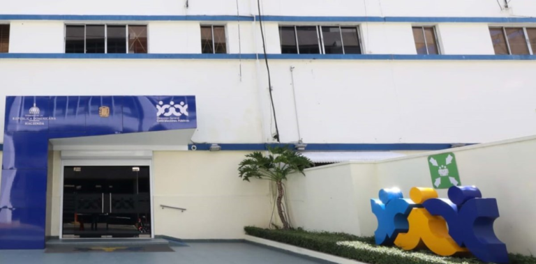 ¡Histórico! Suprema Corte ordena a Contrataciones Públicas reintegrar empleada y pagarle RD$2.9 millones