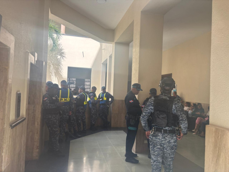 Tensión en Capotillo se traslada a los tribunales: Denuncian fuertes amenazas