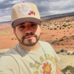 Retrato de redes sociales del influencer mexicano César Gastélum.