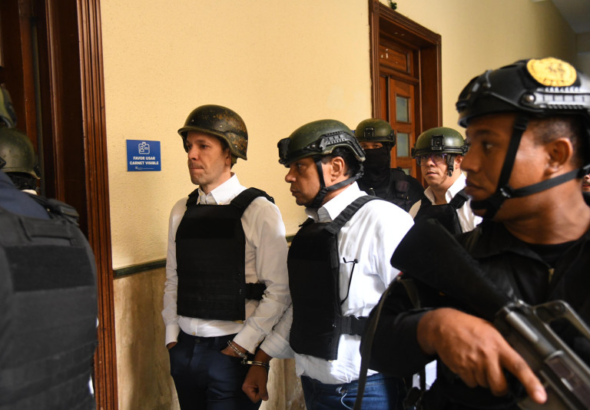 Tribunal inicia juicio definitivo contra red del Caso Camaleón