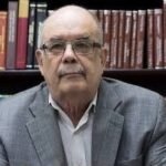 Roberto Cassá defiende contenido histórico de los libros elaborados para el Ministerio de Educación
