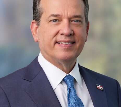 Víctor “Ito” Bisonó asumirá como nuevo canciller de República Dominicana; Abinader realiza nuevos cambios en Ministerio de Vivienda y Portuaria