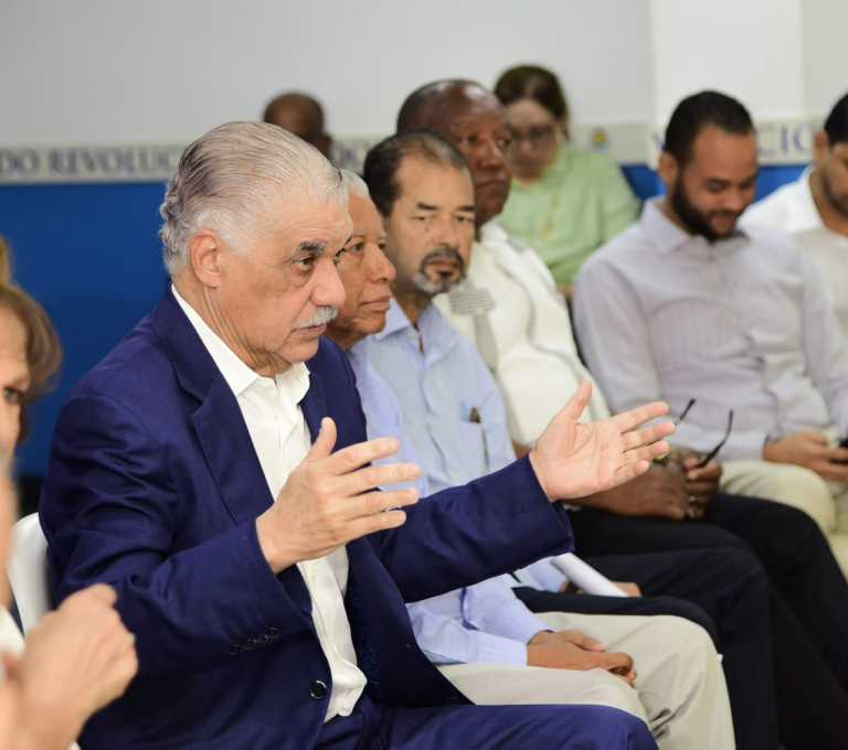 Miguel Vargas: “El retroceso del país durante la gestión del PRM ha sido muy grande”