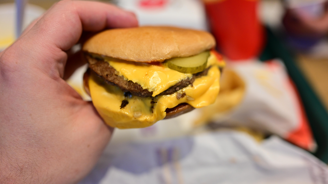 McDonald’s regalará hamburguesas dobles el 18 de septiembre