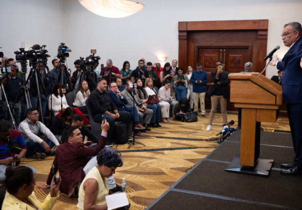 Venezuela retira censura y desbloquea portales de noticias