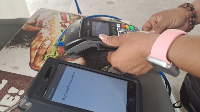 Anadegas mantendrá pagos con tarjetas en gasolineras