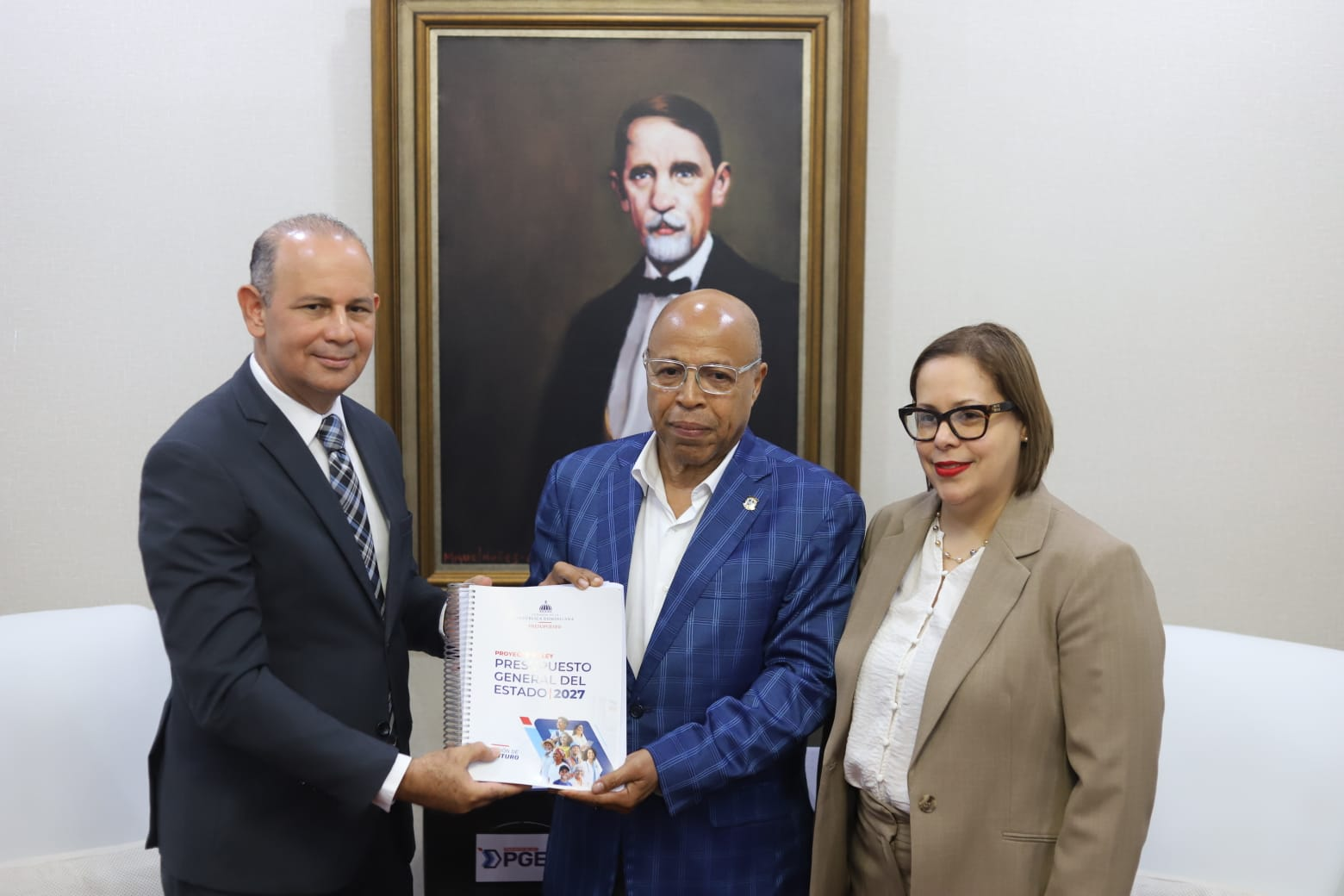 Presupuesto 2027: Gasto récord con RD$327,281 MM de déficit