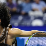 ¡Rugido de campeón! Alcaraz espanta los fantasmas de la lesión, aplasta a Faria y avanza en el US Open