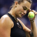 ¡Freno y escándalo! Aryna Sabalenka detiene su partido del US Open por un potente olor a marihuana desde las gradas