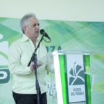 “Perdón por apoyar al PRM”, exclama dirigente oficialista al pasar a la FP en multitudinario acto en San Juan
