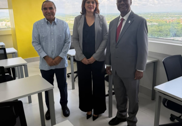 Dirigencia de Fuerza del Pueblo visita Universidad del Norte en Santo Domingo Norte