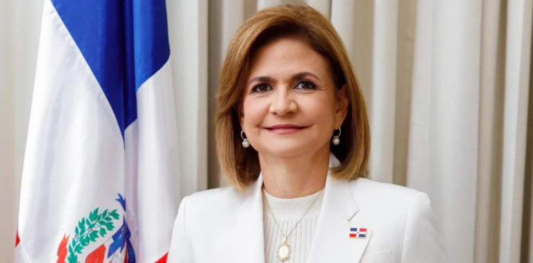 Raquel Peña mantiene firme proyecto presidencial para 2028