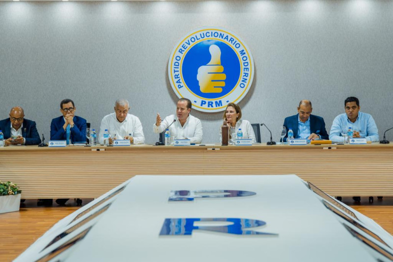 Los seis nombres que buscan la antorcha presidencial en el PRM para 2028
