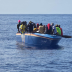 Frenan en alta mar yola averiada con 38 ciudadanos haitianos al noroeste de Isla Cabra