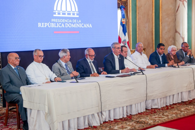 Invierten RD$2,232 millones de la corrupción en 40 obras