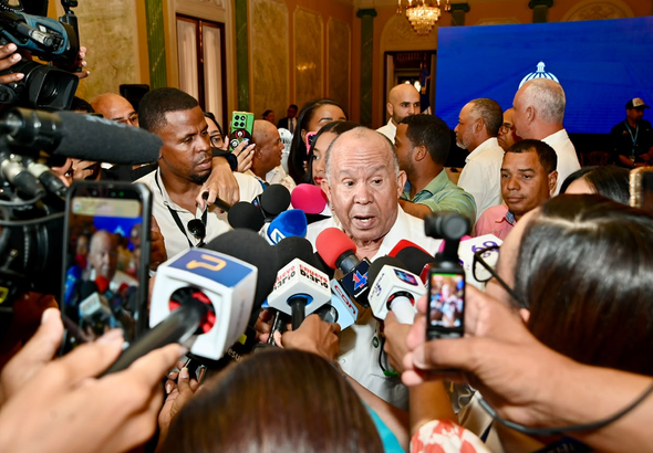 Arroceros reclaman soluciones tras reunión en el Palacio
