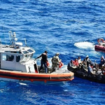 Guardia Costera repatria a 63 migrantes interceptados en el Canal de la Mona